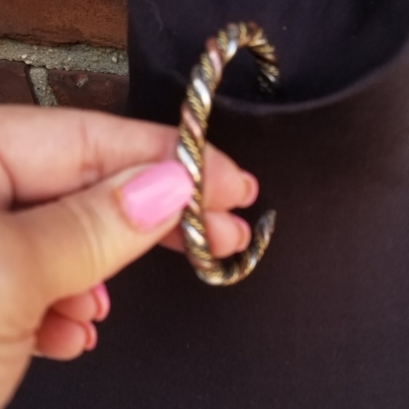 Vintage tri color open bangle bracelet - Picture 4 of 9